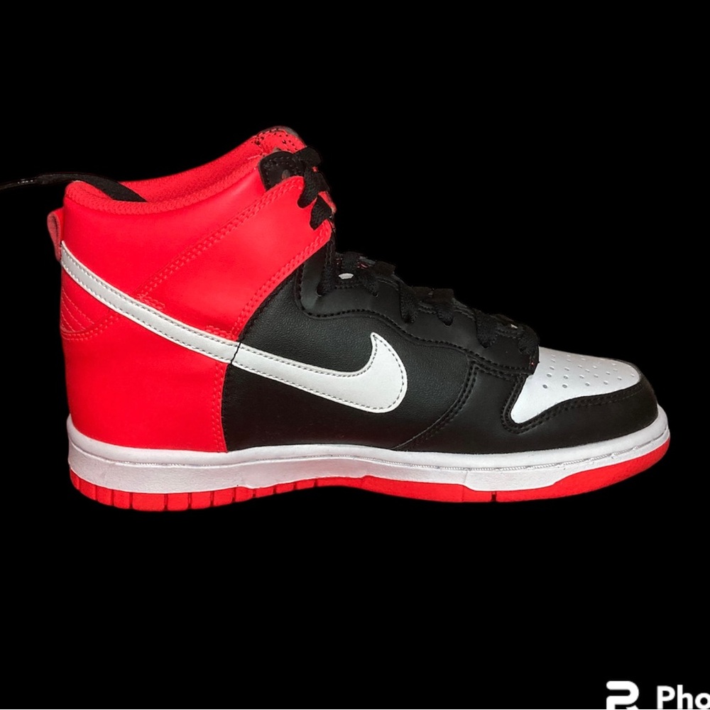 NIKE DUNK HIGH (GS) KNICKS SHOES - Picture 4 of 8